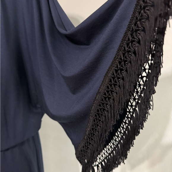 NWOT-TRINA TURK DRESS - Picture 3 of 6